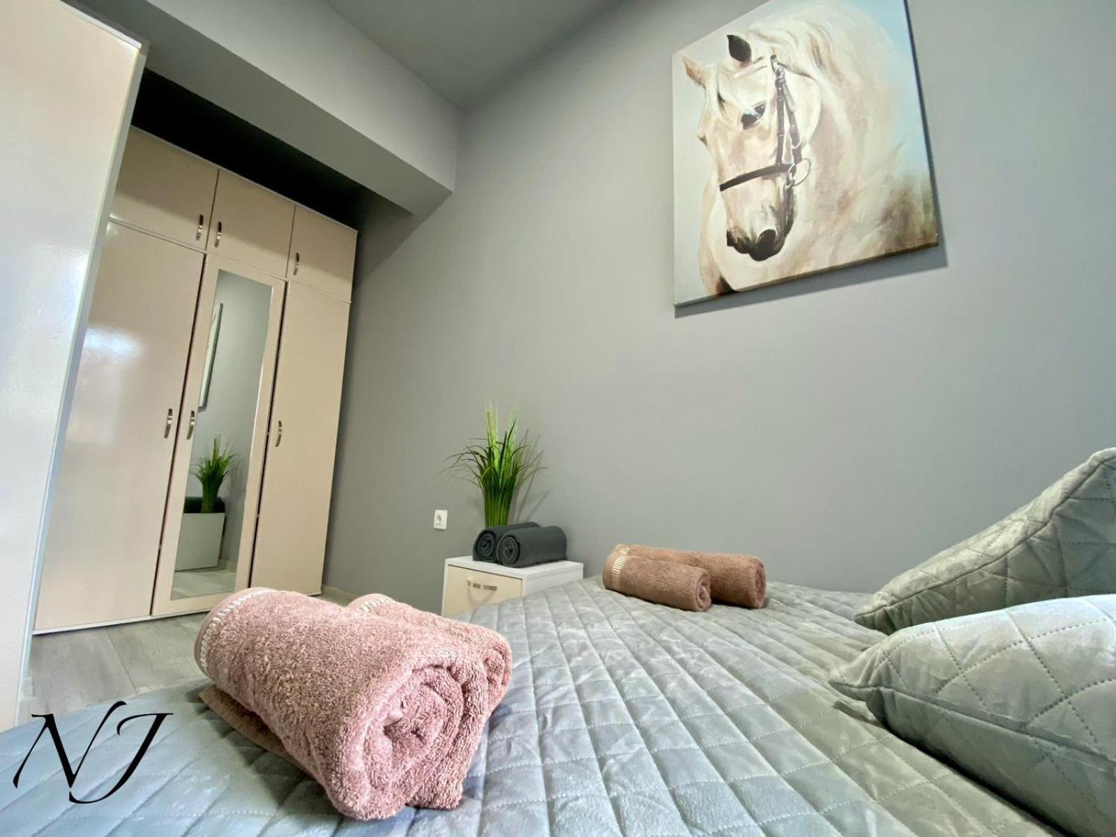 Nj Luxury Rooms And Suites Warna Exterior foto