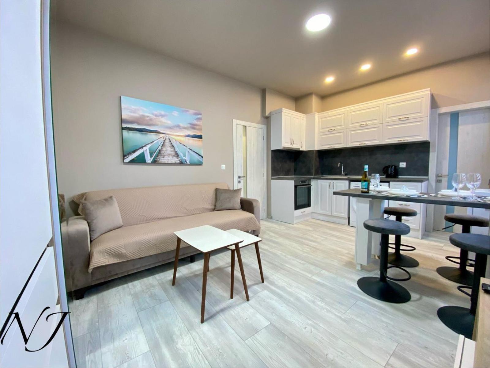 Nj Luxury Rooms And Suites Warna Exterior foto